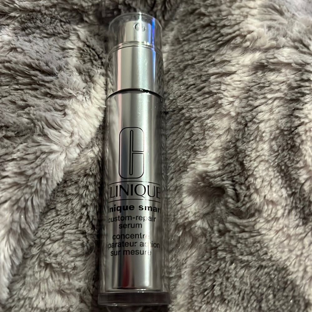 Rare and Discontinued Clinique Smart Custom Repair